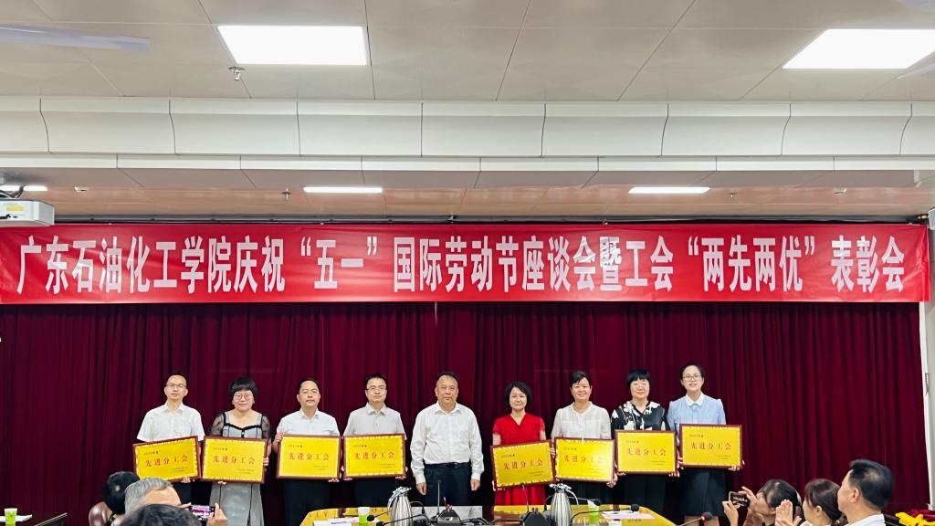 E25AC578CC153349CB277752436_6CE11572_15387