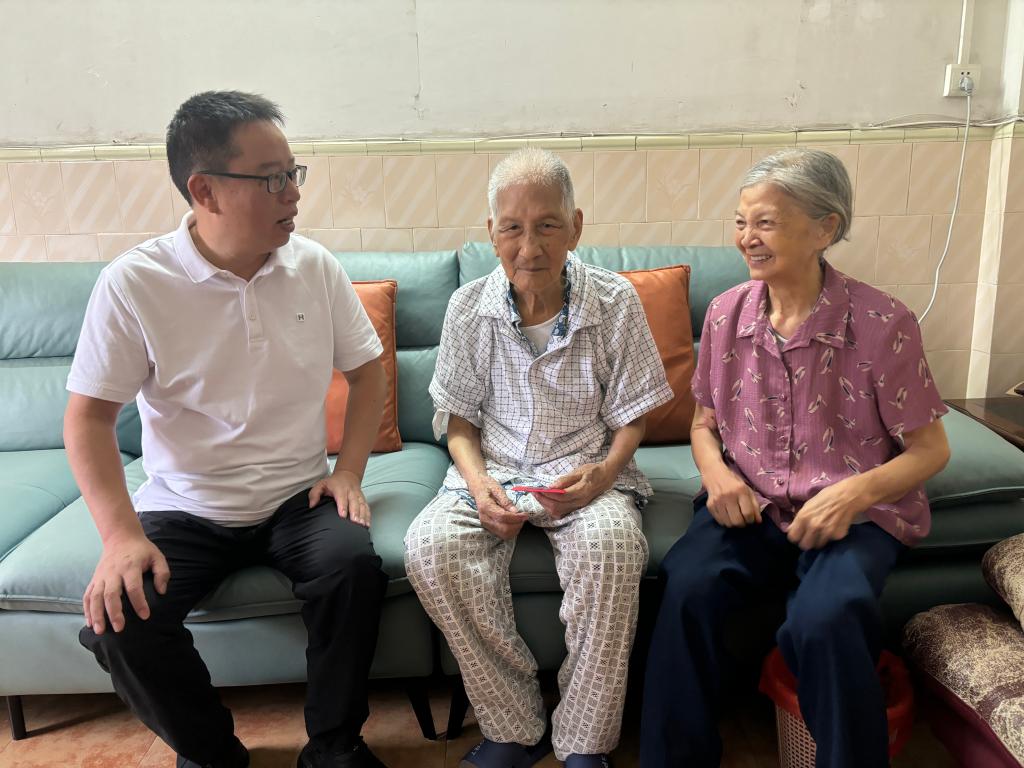 314E63DE96E82D4C0AD4B95636B_8469B07F_19AE7