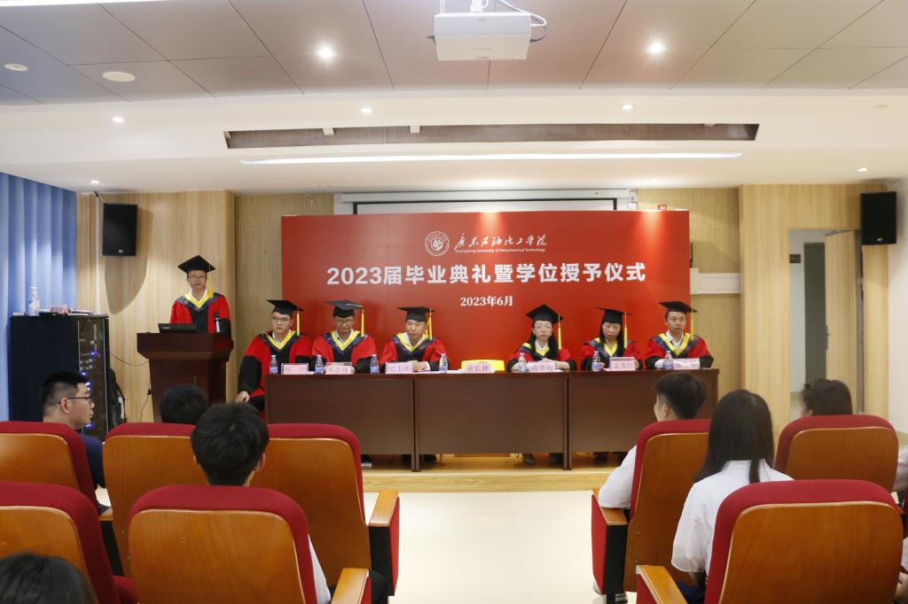 B127B26EA91FC5CA0637A286E57_2068797A_120DC B127B26EA91FC5CA0637A286E57_2068797A_120DC