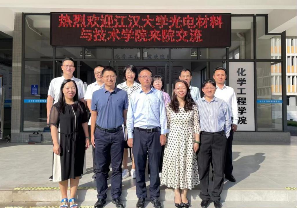 83D6B17421E0F6F4FD69819D3DB_0B3BCA7B_1B667