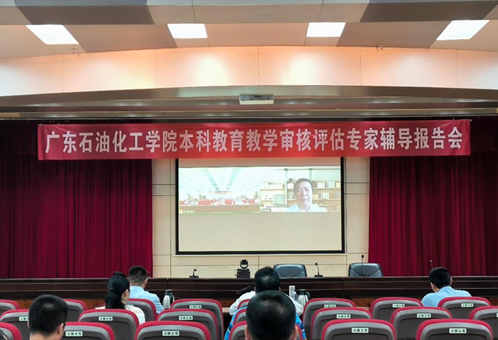 CE2466BAC49F7E6158303613C72_310596C0_14690