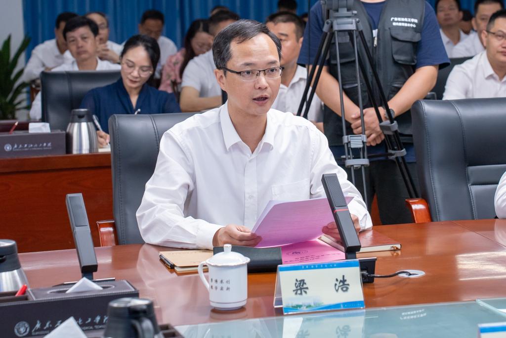 CE73B1C2FC2674F03578A68C1F7_4C61F1D3_154BC