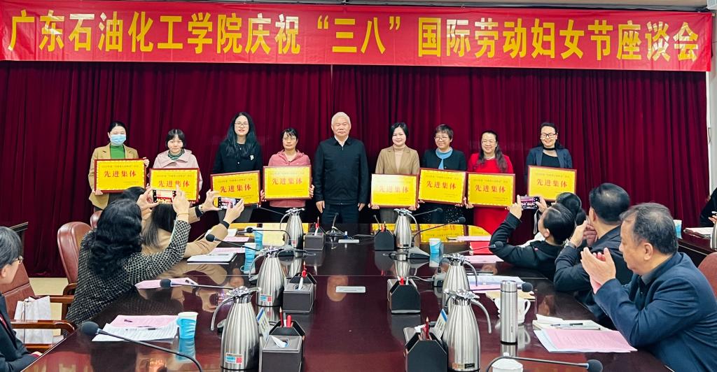 B1CEA794D9F29384F985D4F866C_6B92EE50_1BAAA