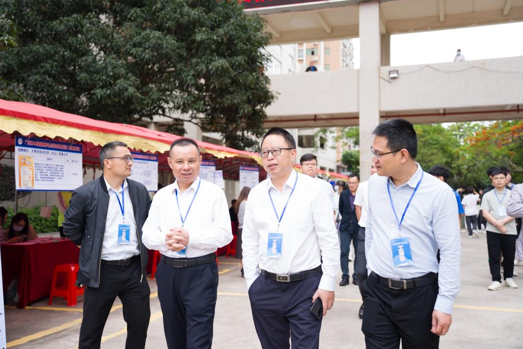 1CAB2C0FFF67CE057E1EC9E66BD_48963AB2_19F1A