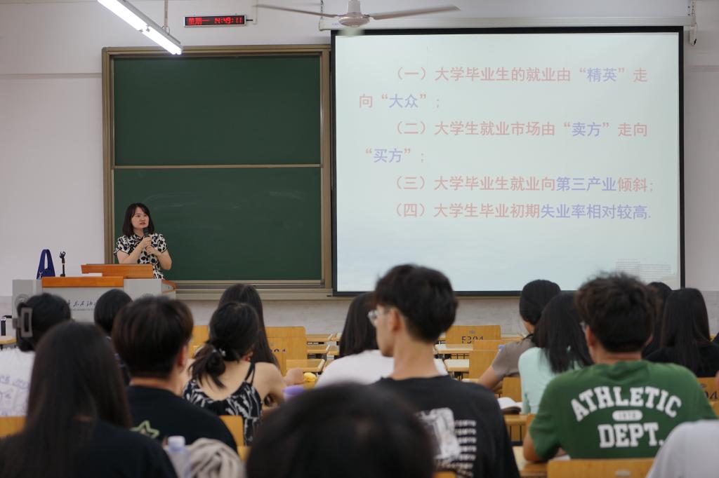 B45C5BB15793FA2B0F3FDD1565A_C832F4CD_E7FA