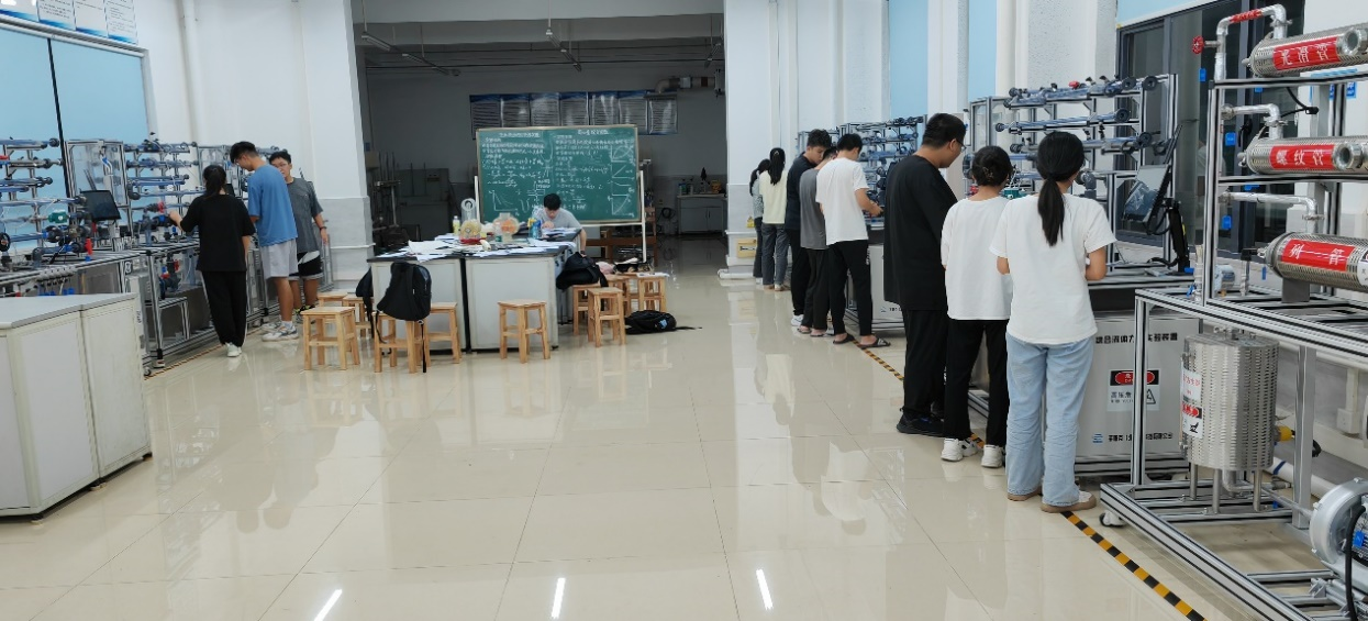 6EFC7E8A2D82C324BAE3D35E13C_4787033F_D0F7B 6EFC7E8A2D82C324BAE3D35E13C_4787033F_D0F7B