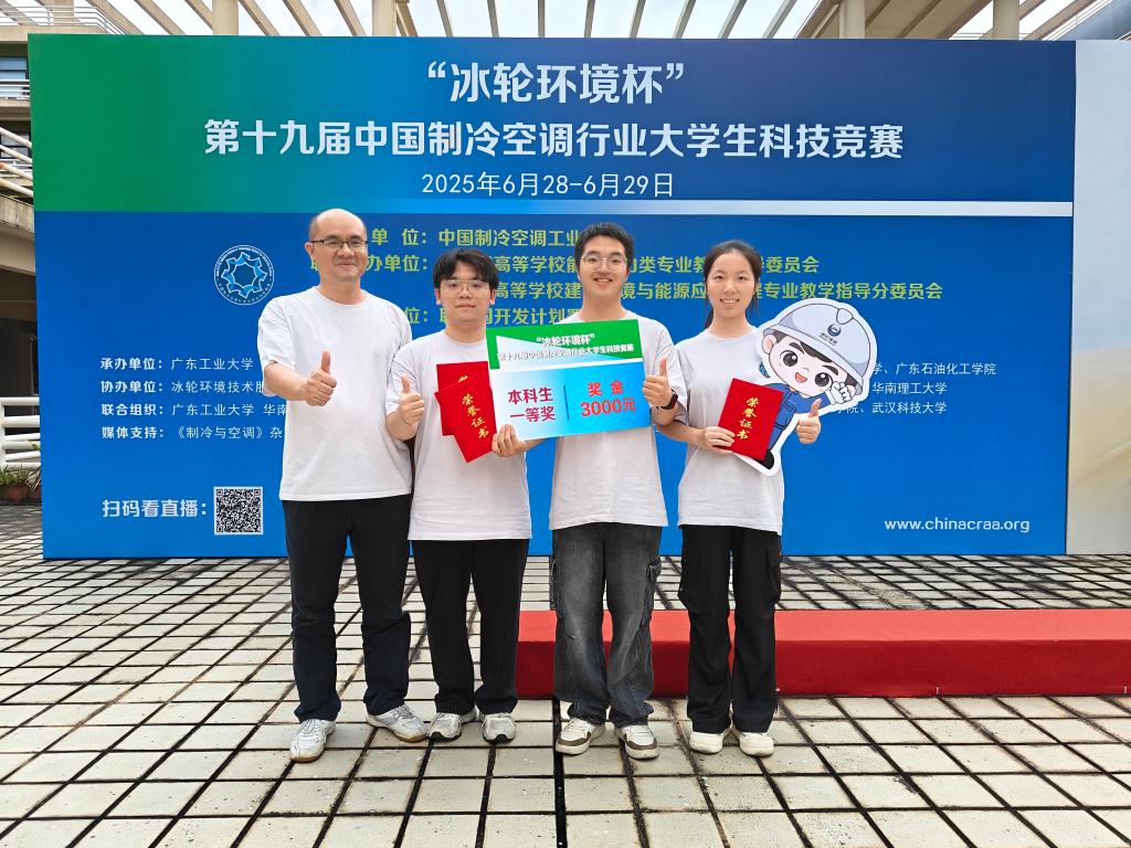 8CA8FF9B5A0587E1FB33392098F_55A8DC5B_23F82