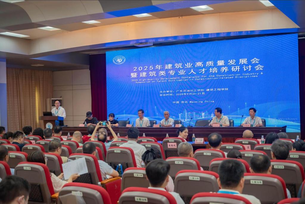 B0331F32776F78E04C84AB989A8_12A97371_188F5