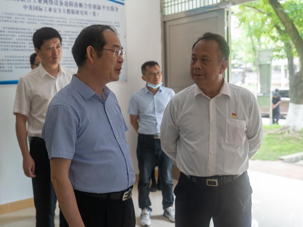 F455D4FBCB6B5909F78E3082554_B107A306_13E24