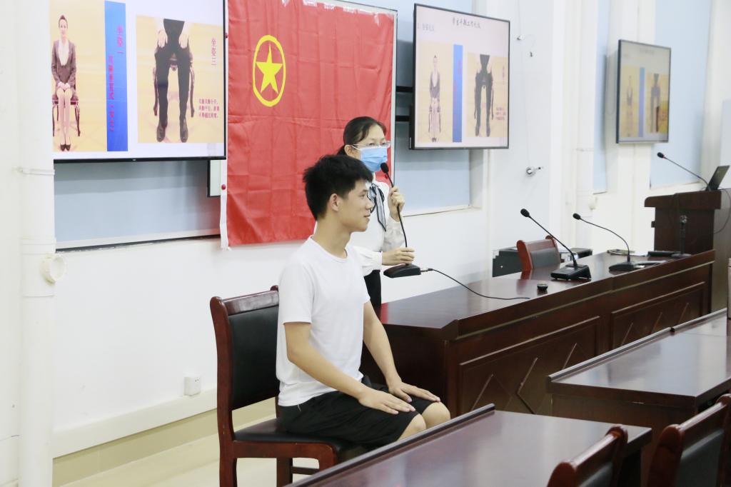 0E9983F39702ED81B5AE6DE900D_BB5368C2_10A20