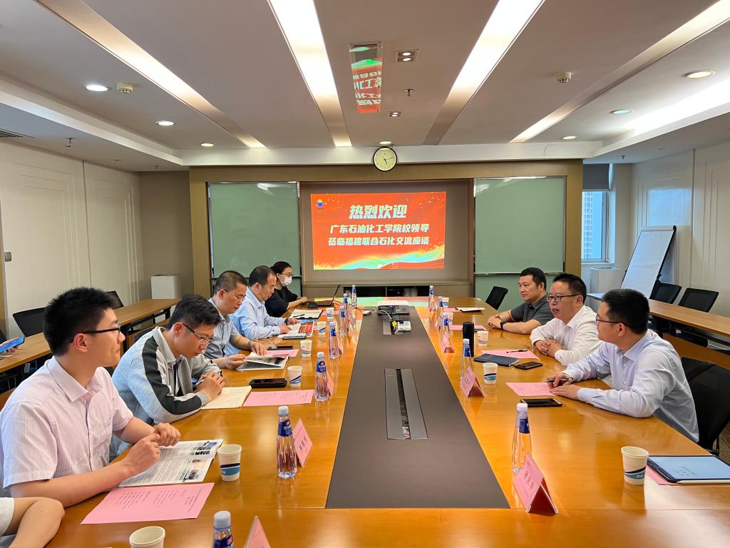 5245C80F437CA44F6A57EC24ECC_8CB48F24_1B41E