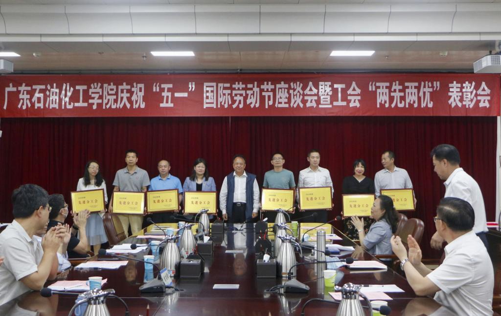 0F26B0D71426029D4106ECFAB11_AEEED698_1856F