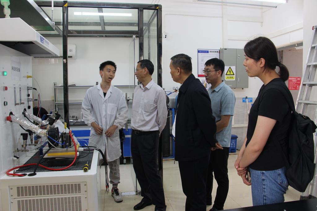 EC3B1BE07E65B93225ACF5006D7_4D93C213_16734