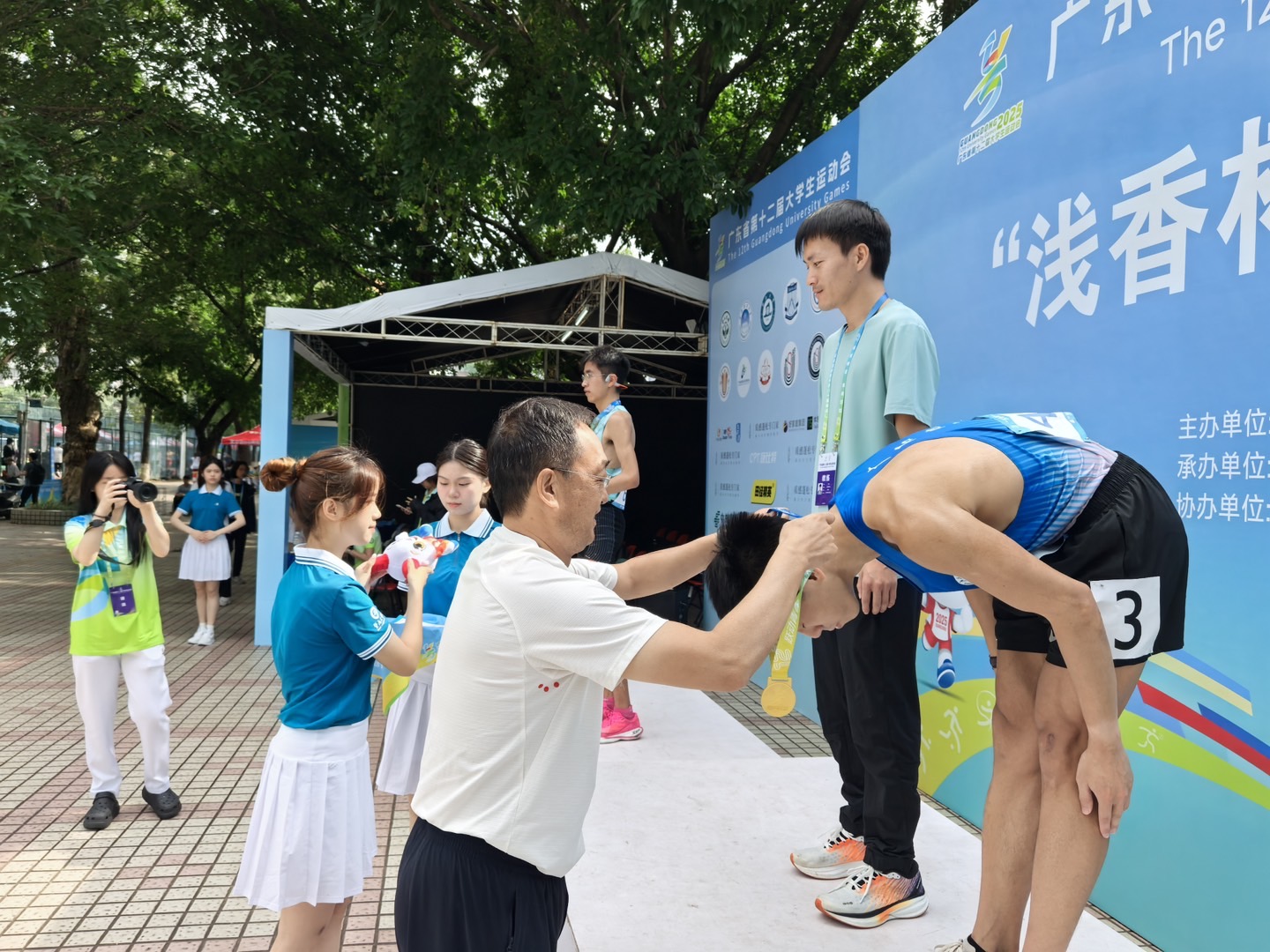 61146BA57D9E82E793C64CAE33A_EE0A5F9C_6AD4F