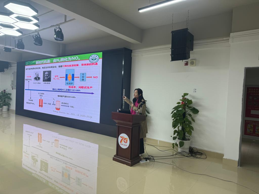 3356C9CE8756C4F67598B151378_46CA66CC_123DC